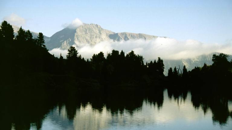 lac Achard