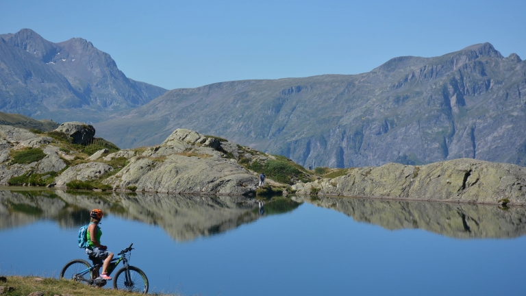 Lac Besson