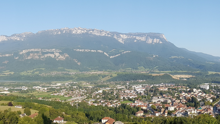 Point de vue sur la valle et des Contreforts de la Chartreuse