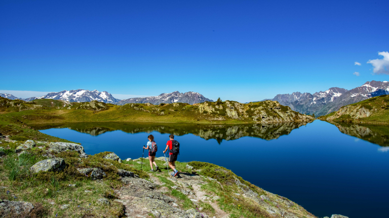 Randonneurs au lac Noir