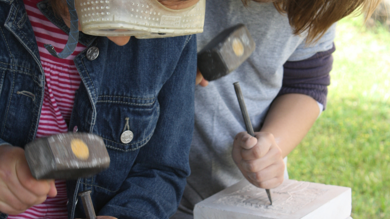 Atelier sculpture sur pierre