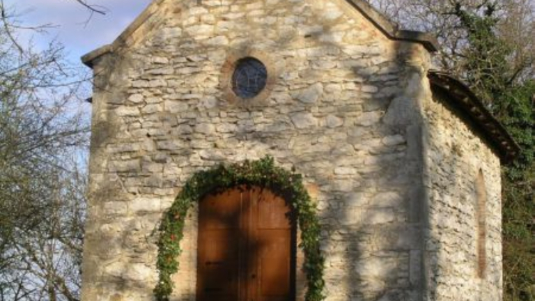 Dcouverte de la Chapelle des Ayes - Vignieu - Balcons du Dauphin