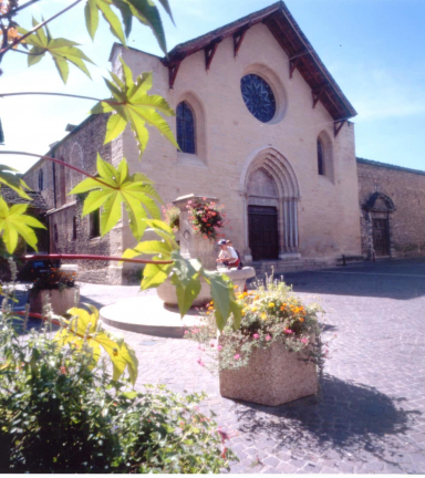 Eglise de Crmieu