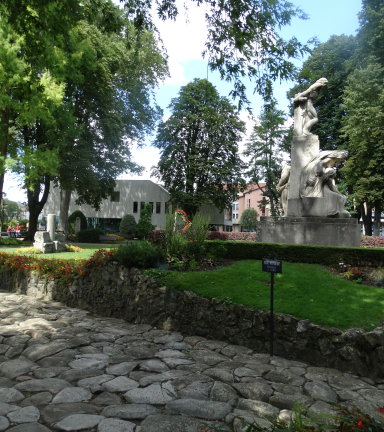 Jardin de ville et voie romaine de Vienne