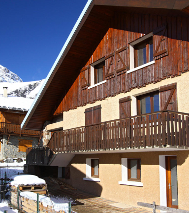 LE CHALET ALPINA Chalet 15 personnes