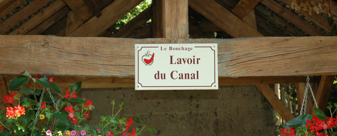 Lavoir Le Bouchage - OTSI Morestel