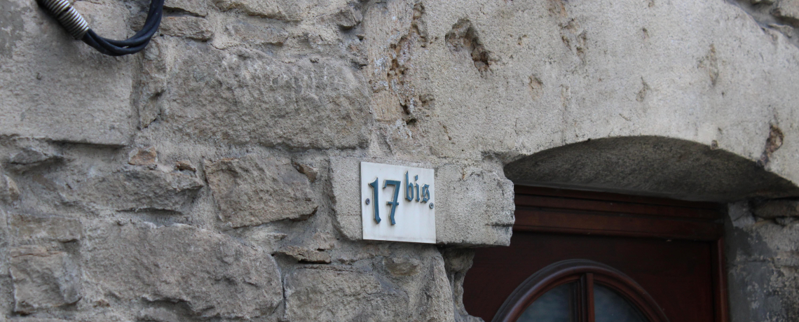 Visite guidée du Vieux Village de Saint-Alban-de-Roche.