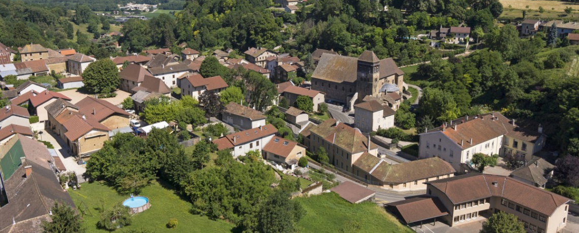 Saint-Chef cit abbatiale