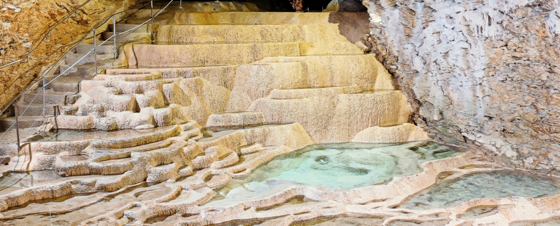 Gours des Grottes de La Balme - La Balme-Les-Grottes - Balcons du Dauphin