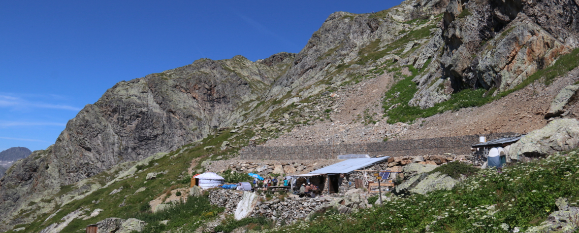 Le Refuge de la Fare au coeur du Massif des Grandes Rousses