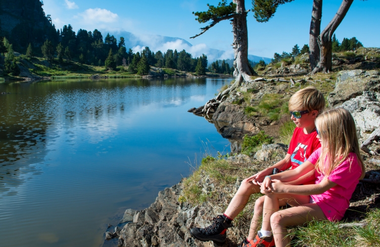 Randonnée en famille au lac Achard à Chamrousse