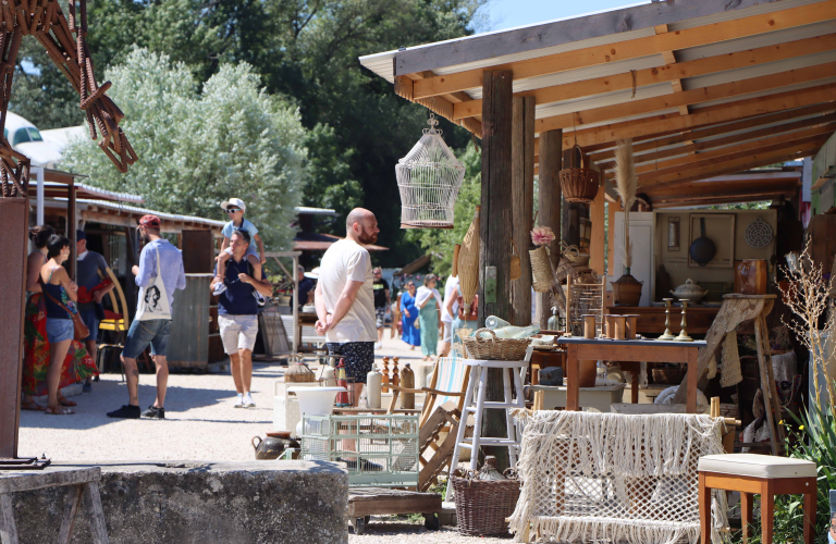 Village des Brocanteurs - Tignieu-Jameyzieu aux Balcons du Dauphin