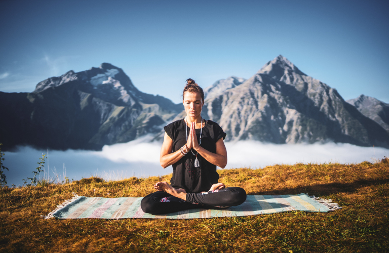 Yogaltitude, EN FACE DE LA MUZELLE