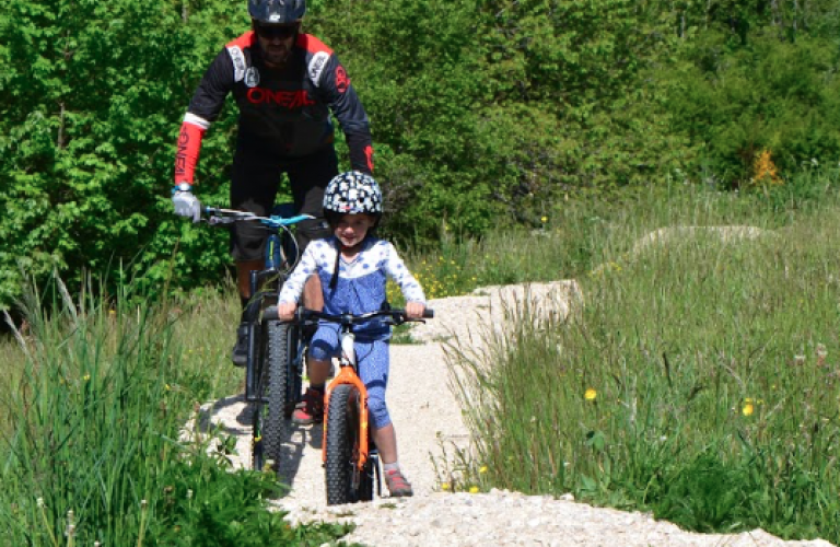 Encadrement VTT /  Quentin Derbier