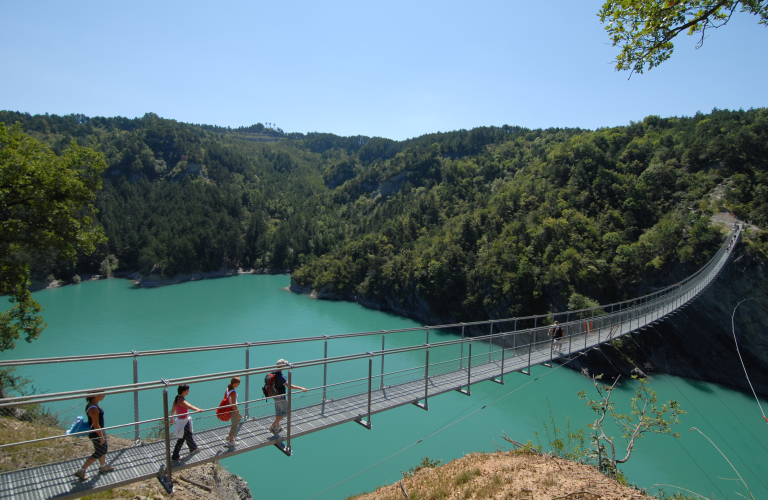 Passerelle de l&#039;Ebron (par la piste)