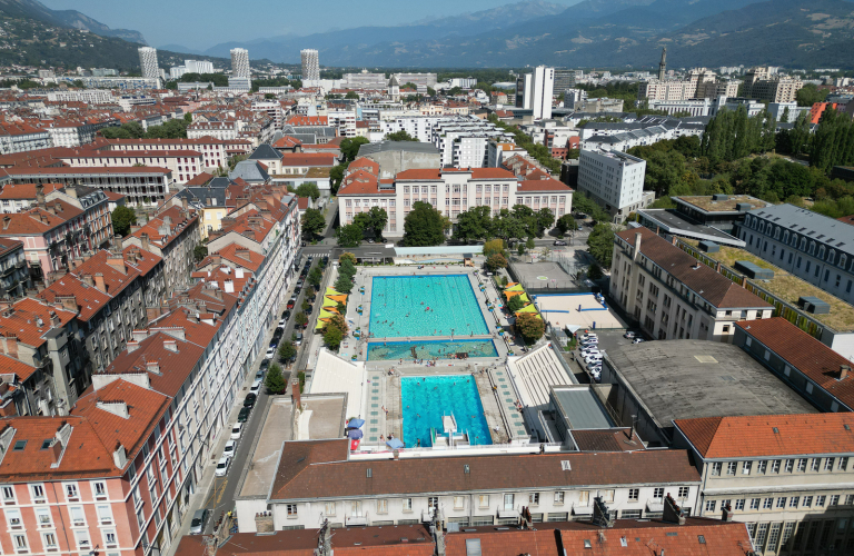 Piscine Jean Bron et centre sportif Berthe de Boissieux