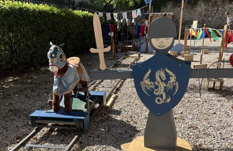 Animations jeune public : tournoi de chevaliers et jeux anciens