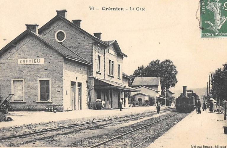 Gare de Crmieu - Balcons du Dauphin