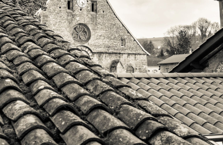 Abbatiale de Saint-Chef - Balcons du Dauphin