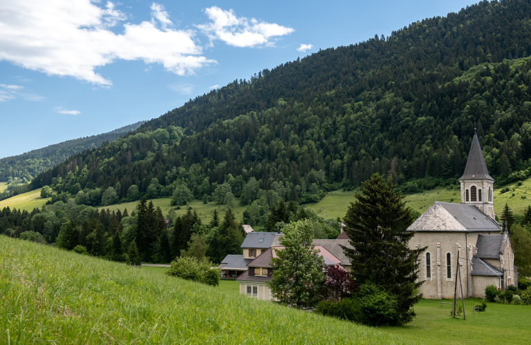 Hameau de St Hugues et son glise