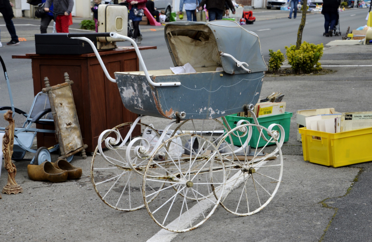 Vide-grenier - Morestel - Balcons du Dauphin