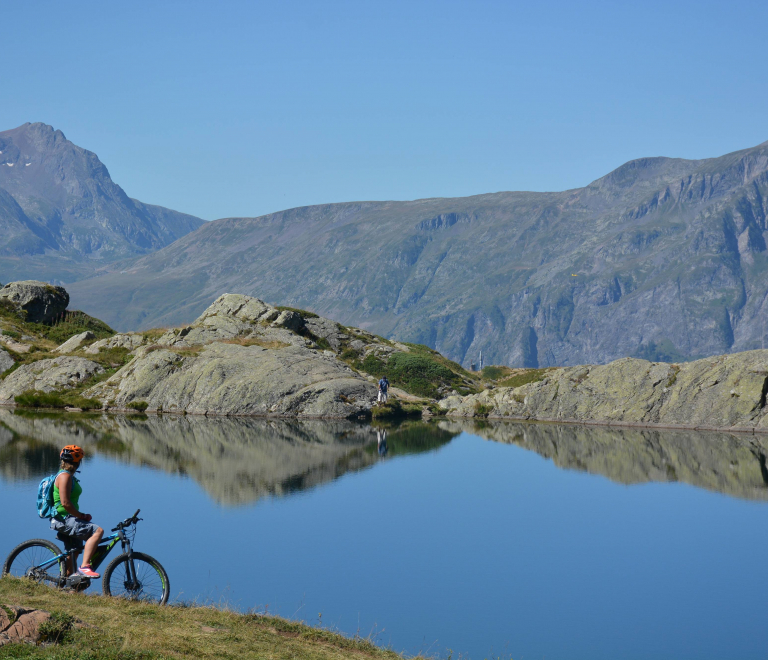 Lac Besson