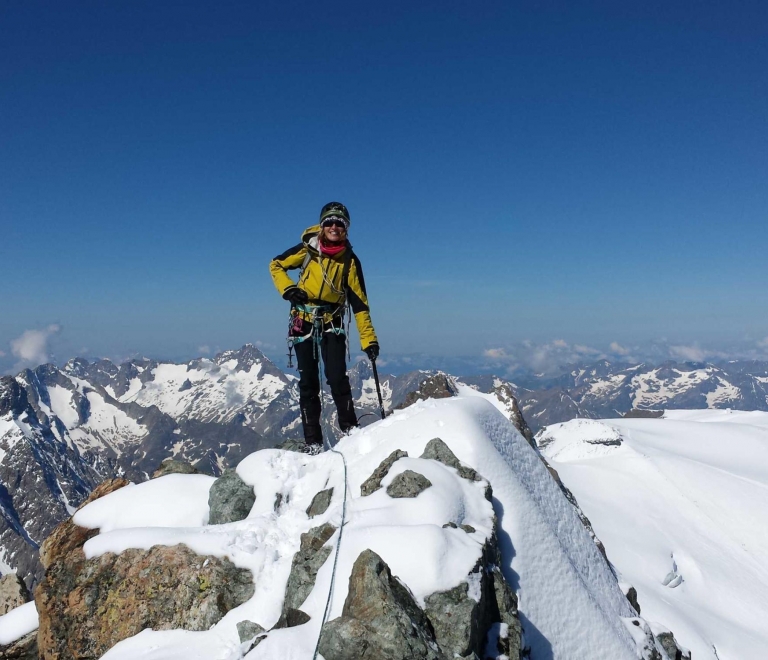 Randonnée glaciaire au Col de la Pyramide