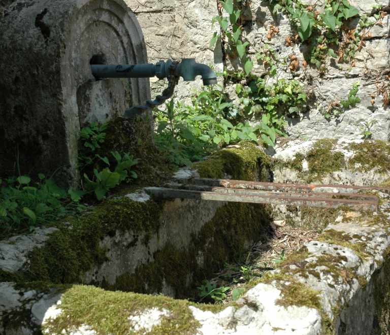 Fontaine de Brangues