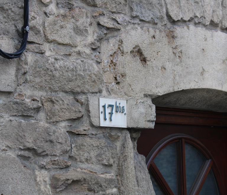 Visite guidée du Vieux Village de Saint-Alban-de-Roche.