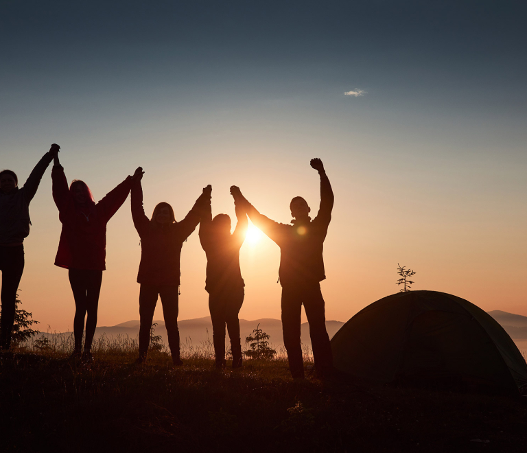 Photo nuit bivouac en montagne