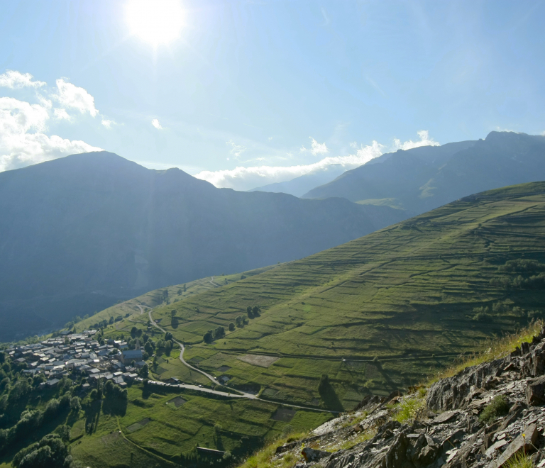 vue sur le village de Besse