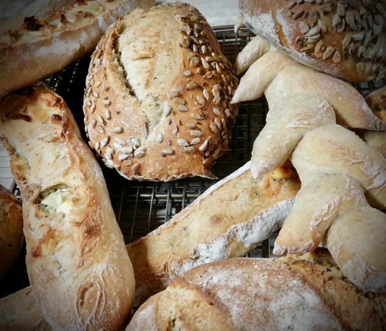 Formation "pain au levain"  la Ferme de Chalonne aux Balcons du Dauphin